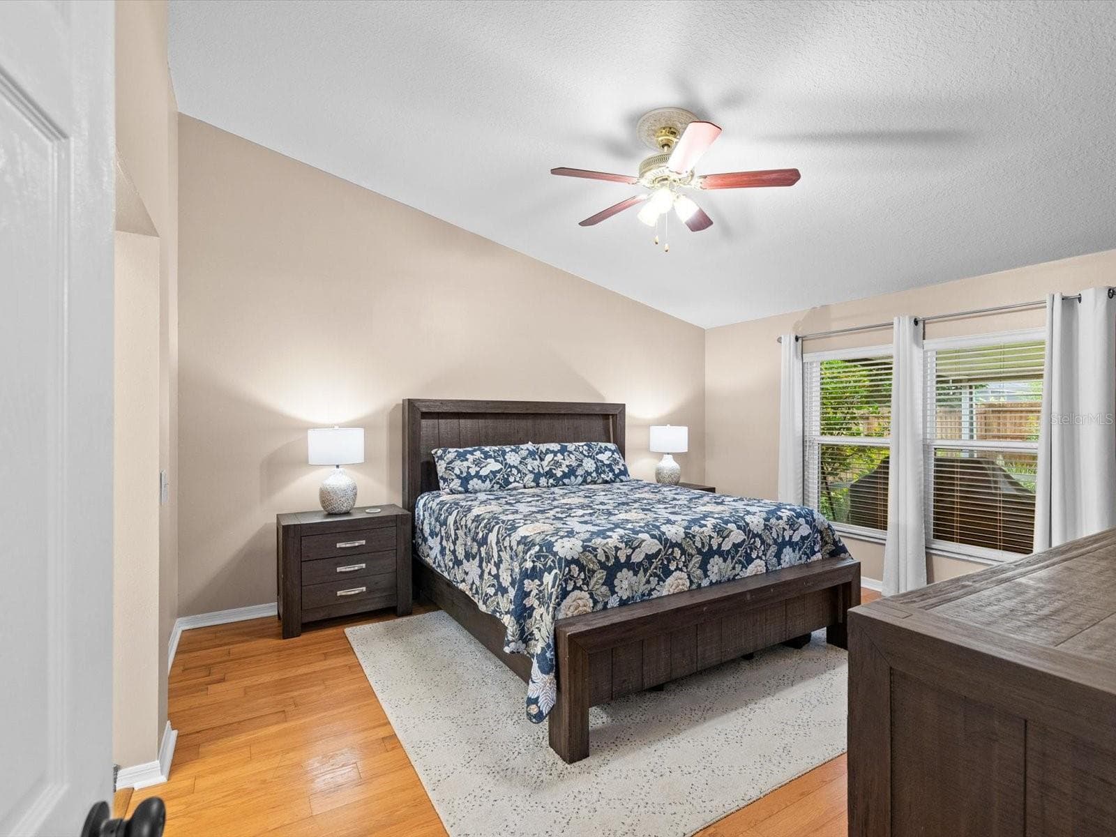Single Family Residence at 5416 WINDBRUSH DR, TAMPA, photo 14 of 63