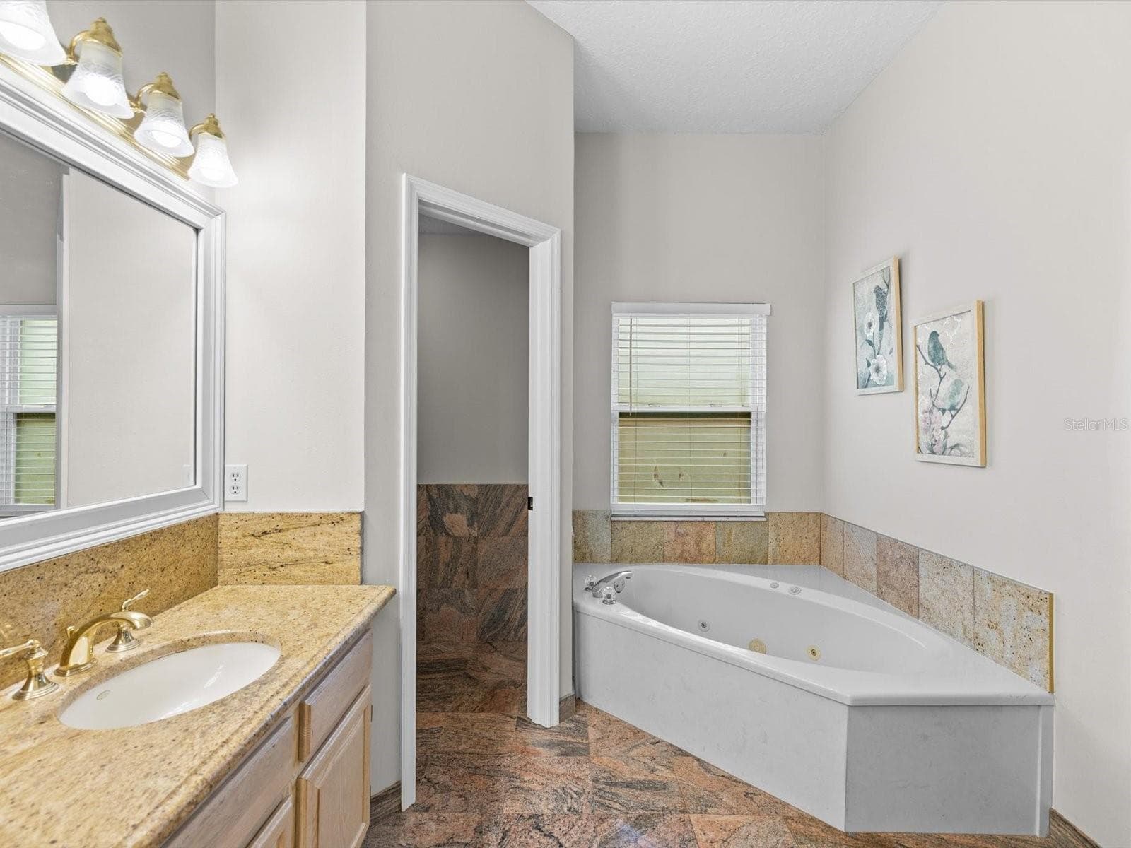 Single Family Residence at 5416 WINDBRUSH DR, TAMPA, photo 23 of 63