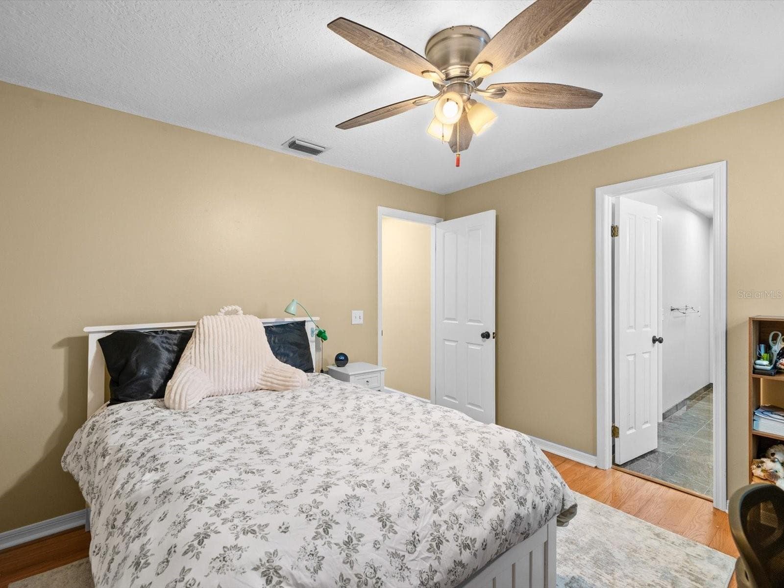 Single Family Residence at 5416 WINDBRUSH DR, TAMPA, photo 25 of 63