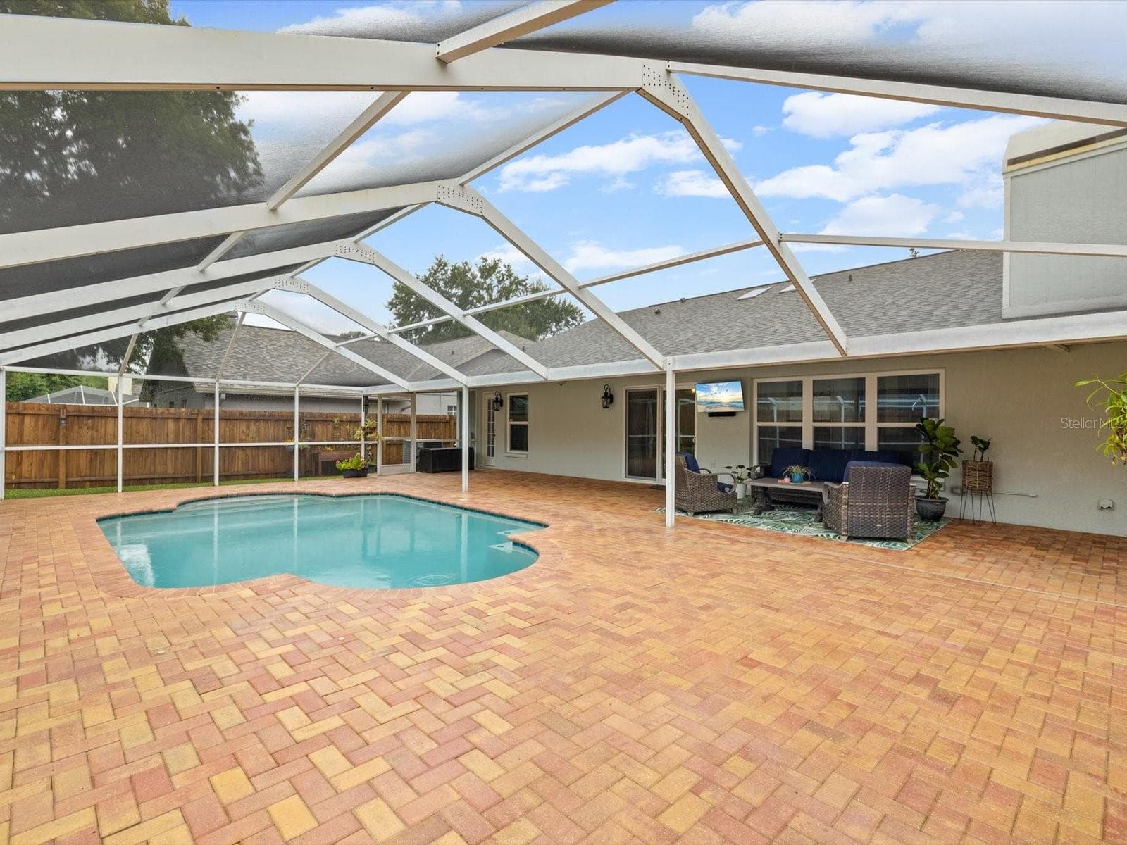 Single Family Residence at 5416 WINDBRUSH DR, TAMPA, photo 44 of 63