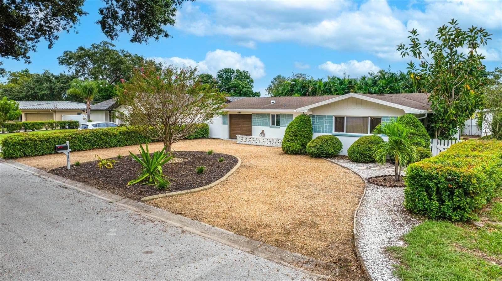Single Family Residence at 2354 KILGORE DR, LARGO, photo 2 of 59