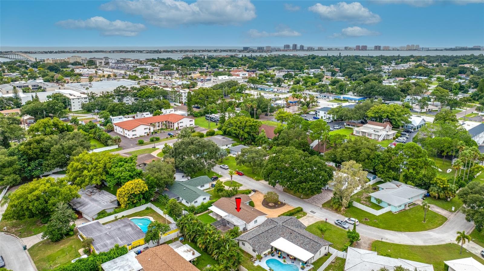 The beach is so close, just over the bridge! - 2354 KILGORE DR, LARGO