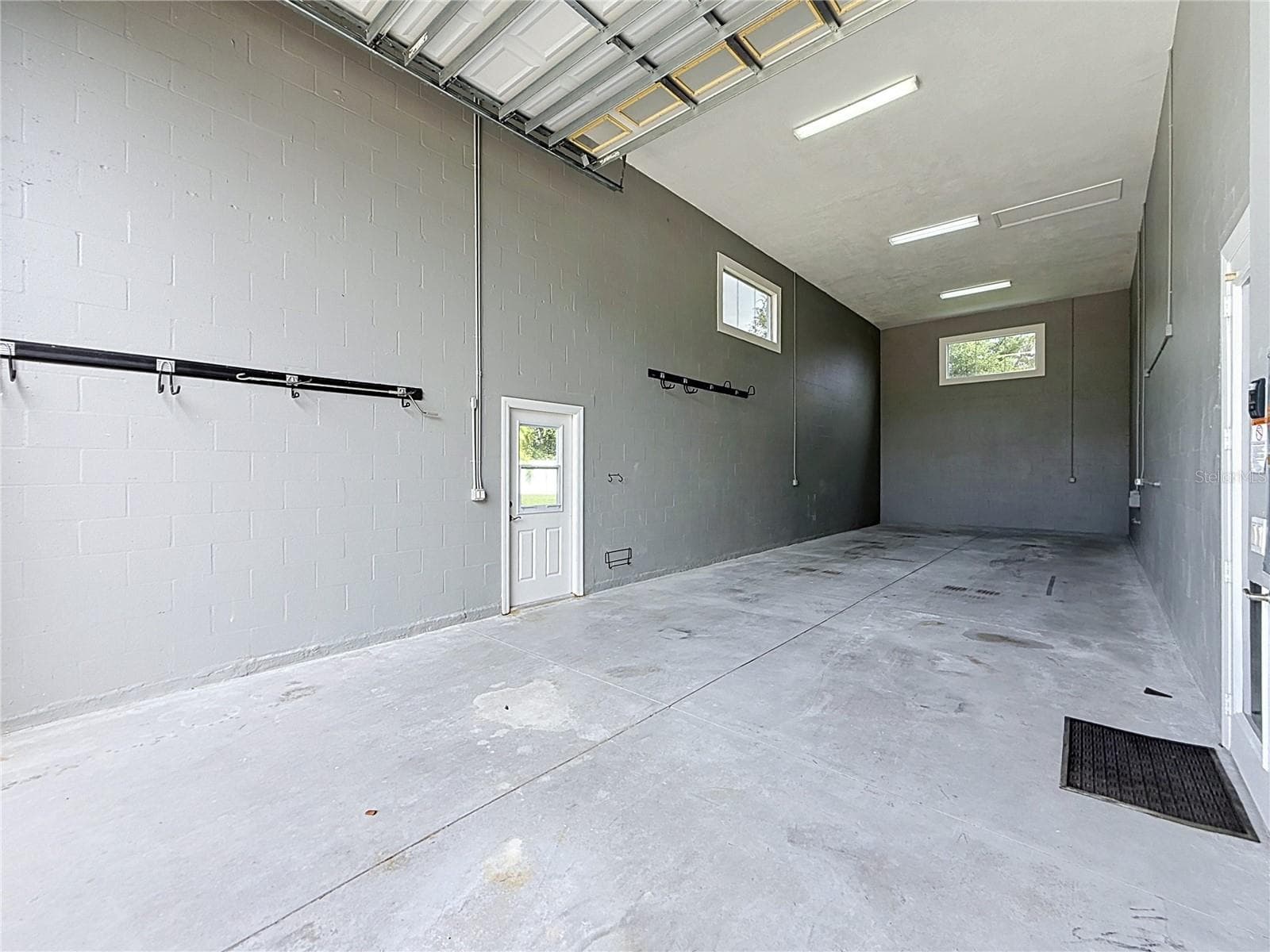 Single Family Residence at 4719 HERITAGE TRL, LEESBURG, photo 37 of 56