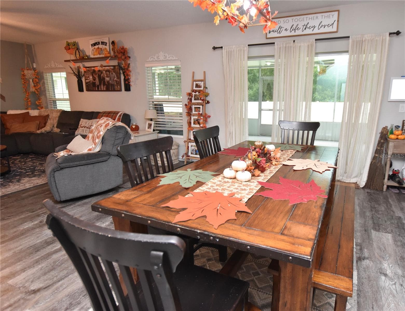 Single Family Residence at 5685 ARLINGTON RIVER DR, LAKELAND, photo 22 of 65