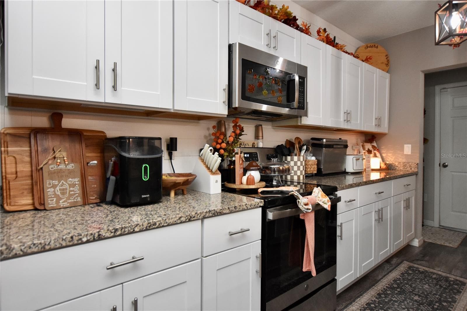 Single Family Residence at 5685 ARLINGTON RIVER DR, LAKELAND, photo 26 of 65