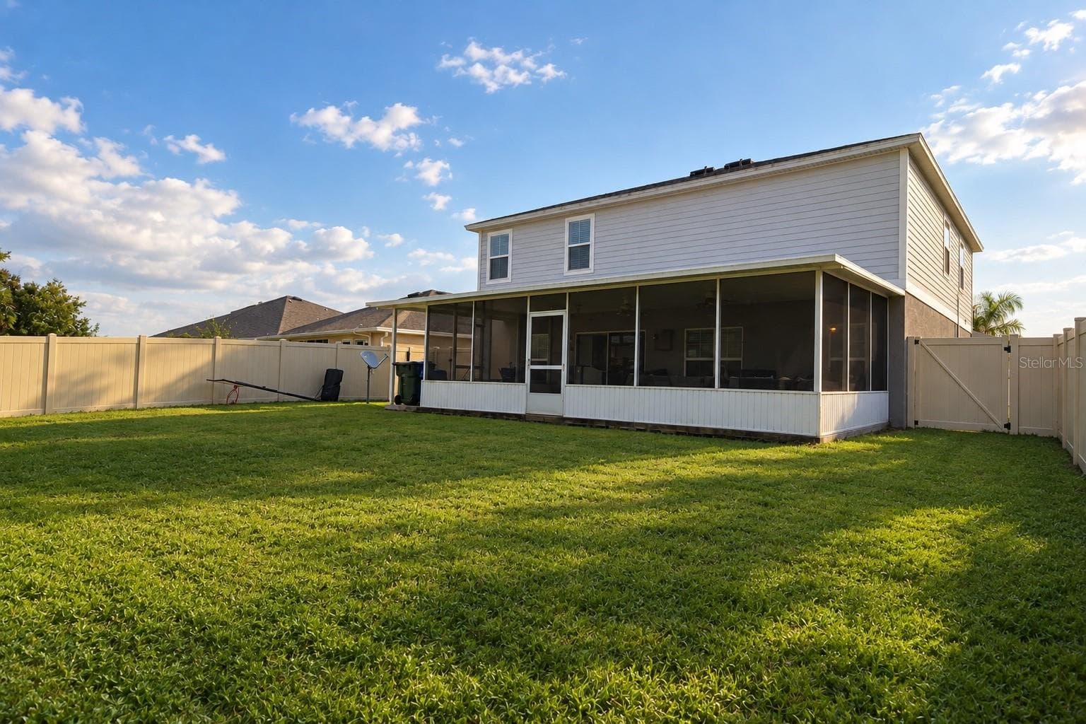 Rear Elevation - 5685 ARLINGTON RIVER DR, LAKELAND