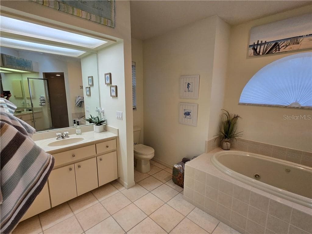 Single Family Residence at 782 E Keller CT, HERNANDO FL 34442, photo 19 of 27