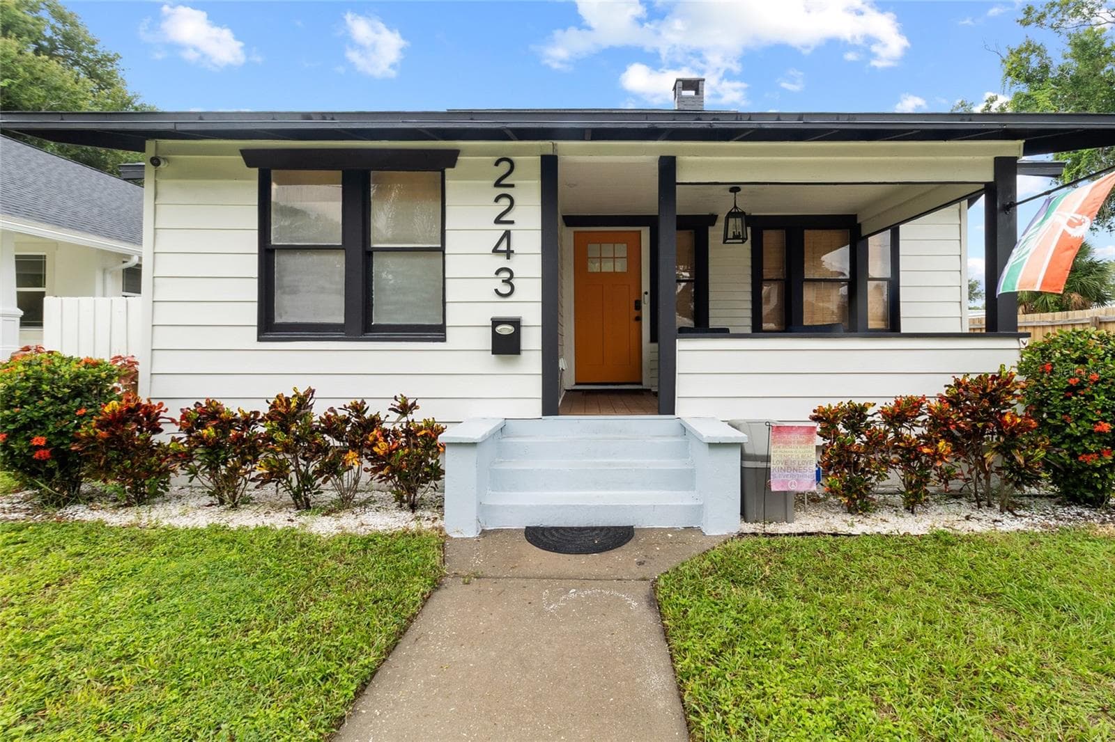 Curb appeal! - 2243 HIGHLAND ST S, ST PETERSBURG
