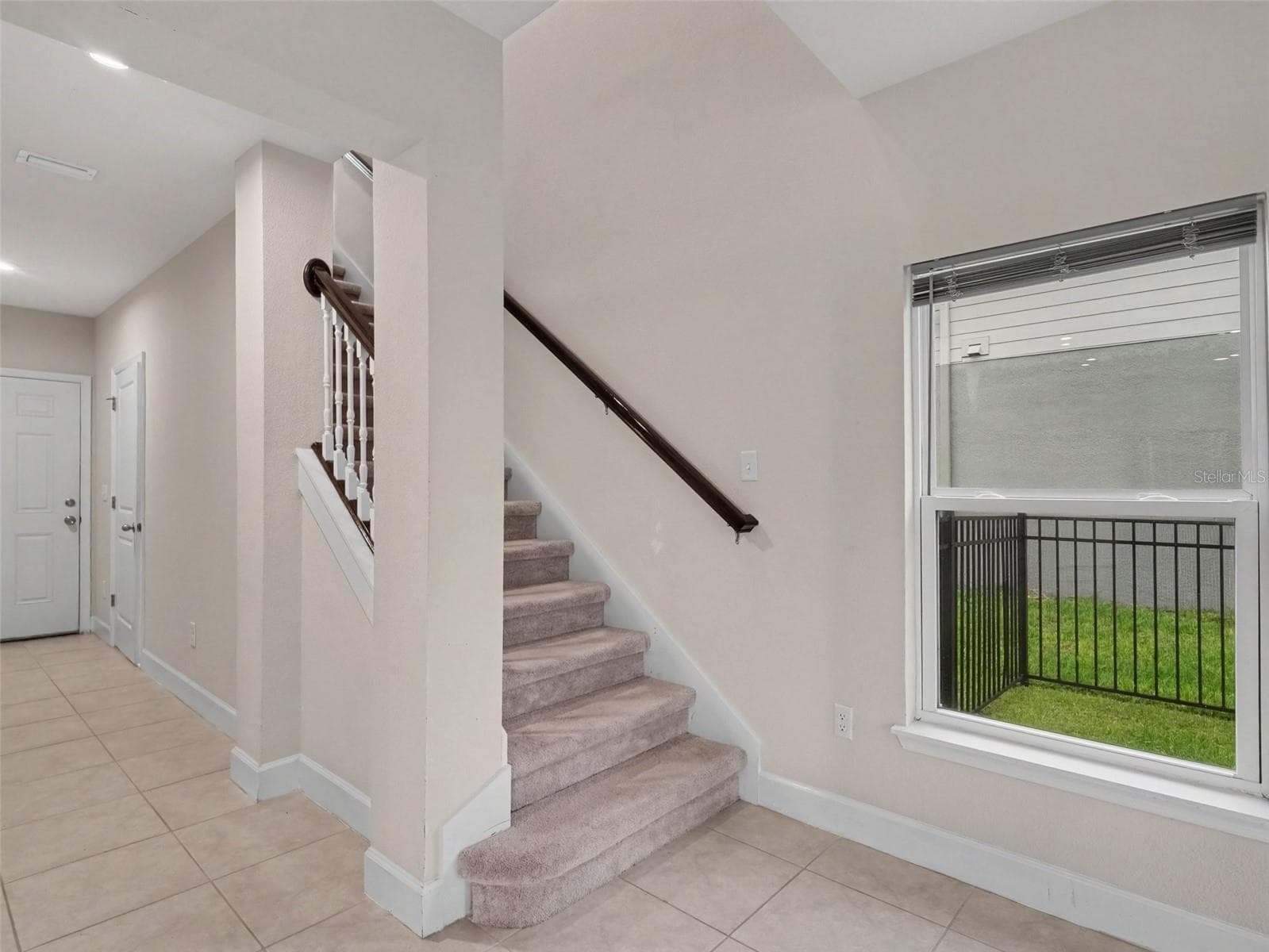 Single Family Residence at 11016 DAYBREAK GLN, PARRISH, photo 13 of 51