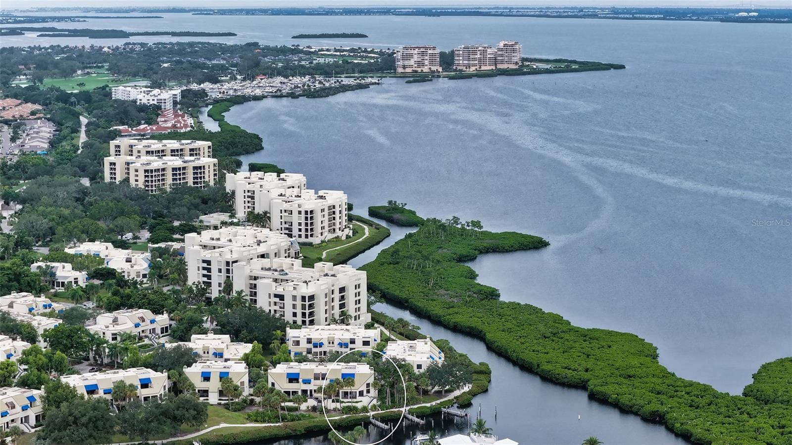 WELCOME TO THE BEST LOCATION IN FAIRWAY BAY I- PRIVATE, PRISTINE, & BEAUTIFULLY RENOVATED - 1916 HARBOURSIDE DR #804, LONGBOAT KEY