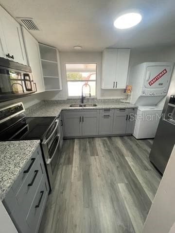 Duplex at 7603 WOODLAND OAKS CT, TAMPA, photo 15 of 56