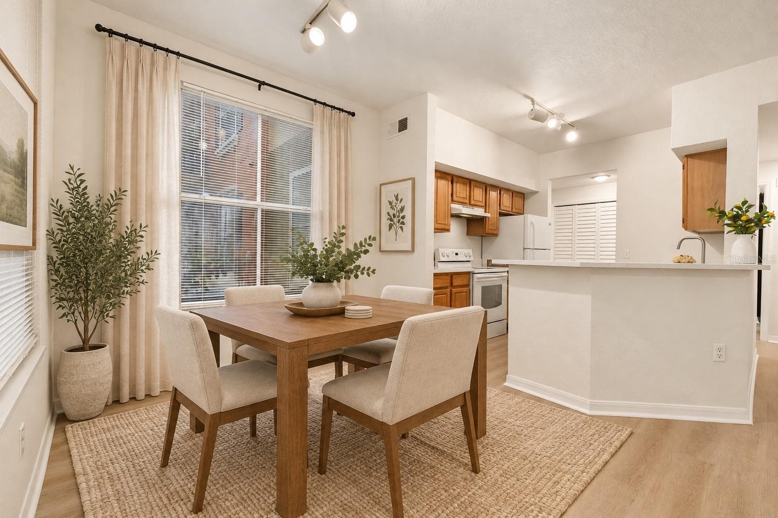 Dining Room - 6025 WESTGATE DR #2518, ORLANDO