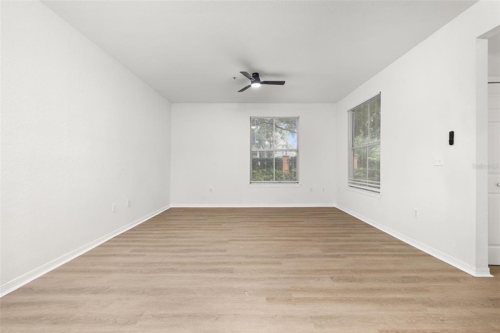 Condominium at 6025 WESTGATE DR #2518, ORLANDO, photo 18 of 32
