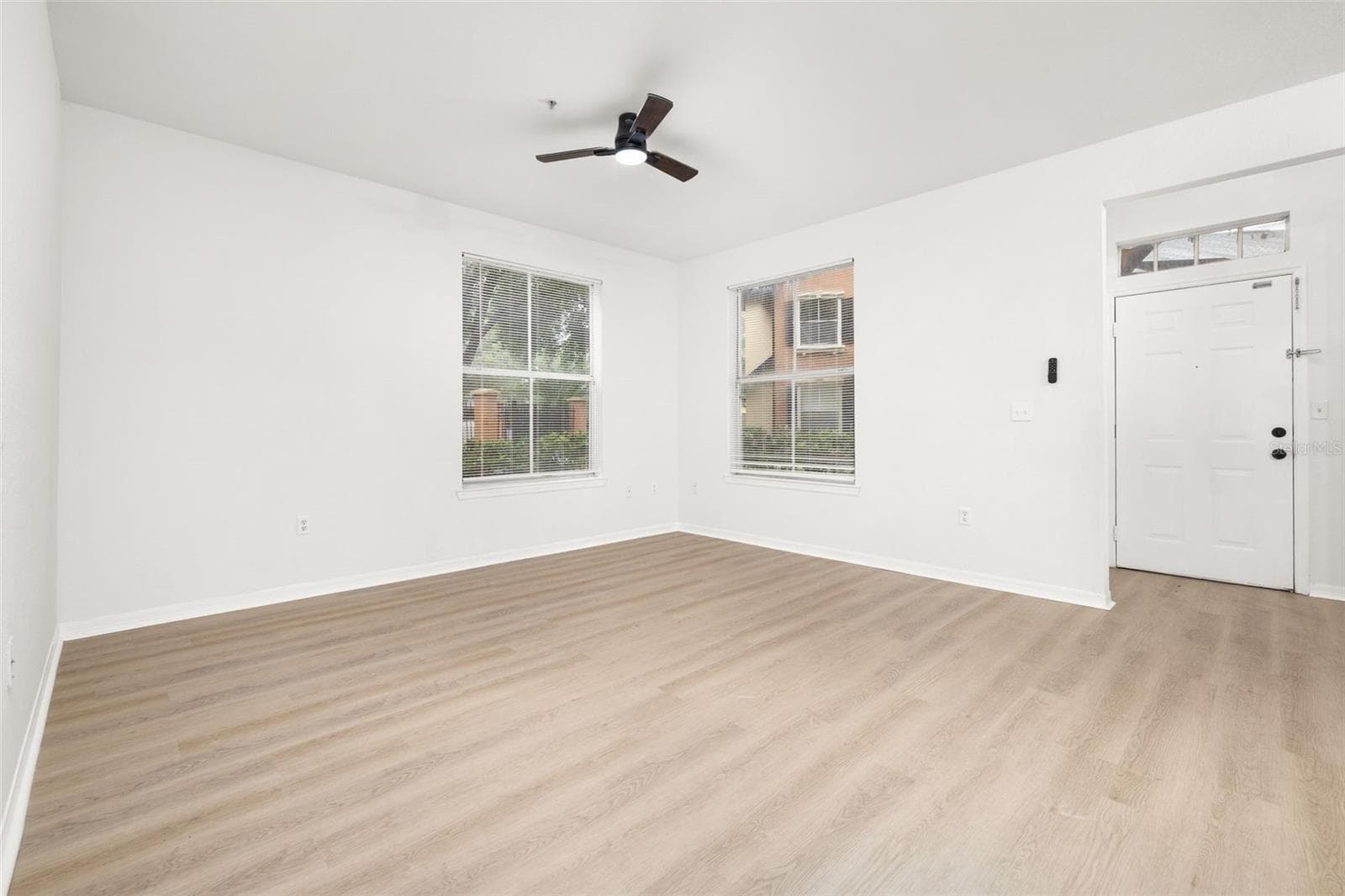 Condominium at 6025 WESTGATE DR #2518, ORLANDO, photo 19 of 32