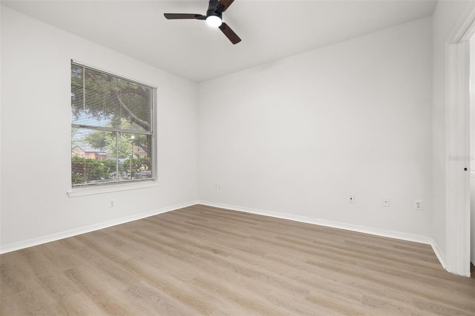 Condominium at 6025 WESTGATE DR #2518, ORLANDO, photo 24 of 32