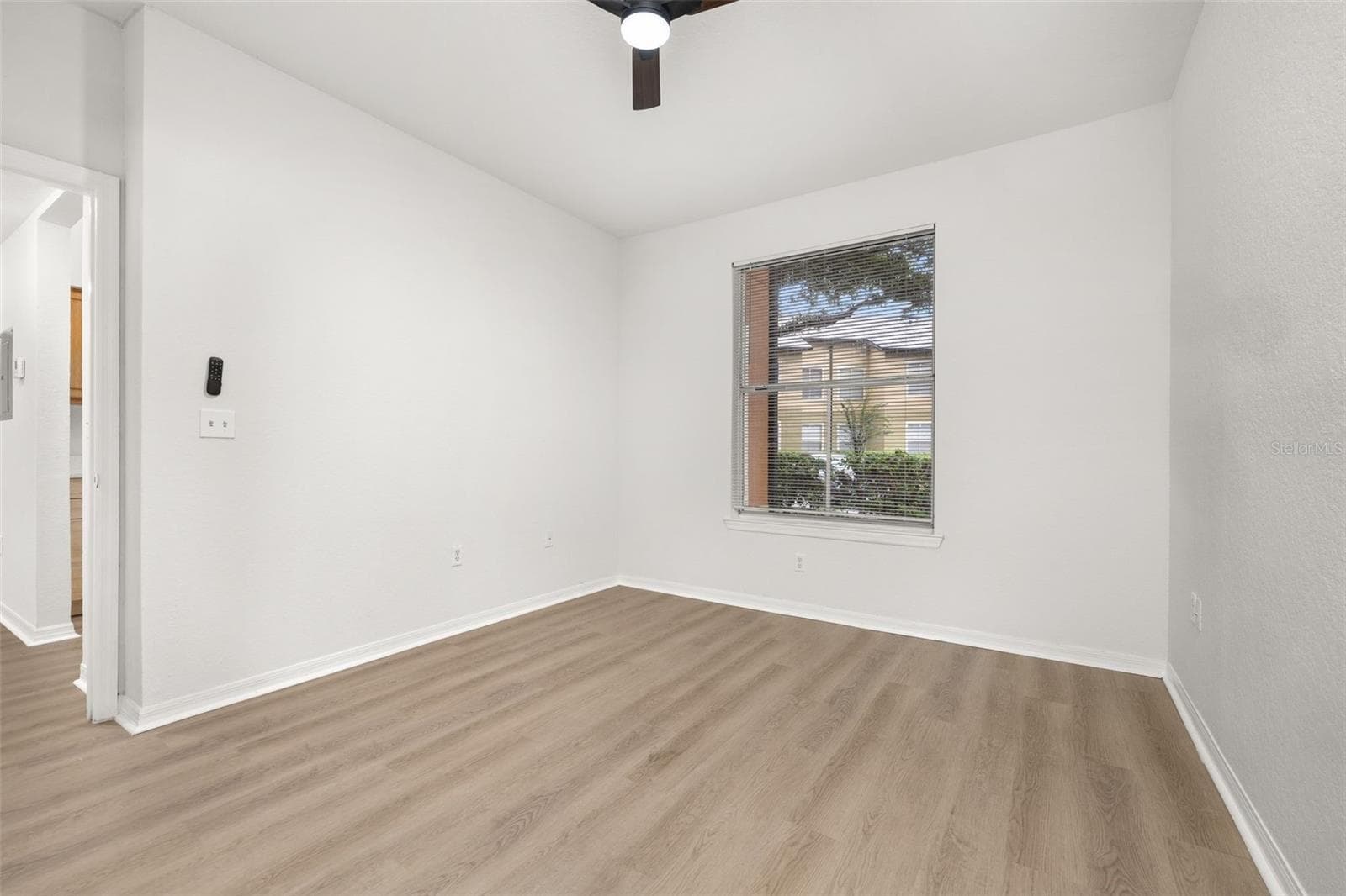 Condominium at 6025 WESTGATE DR #2518, ORLANDO, photo 26 of 32