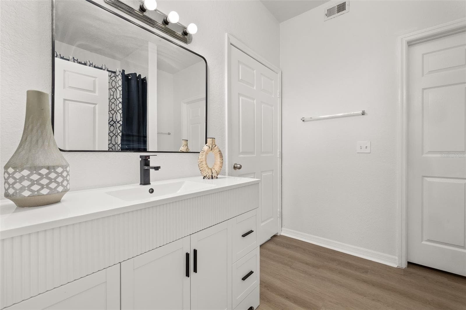 Condominium at 6025 WESTGATE DR #2518, ORLANDO, photo 31 of 32