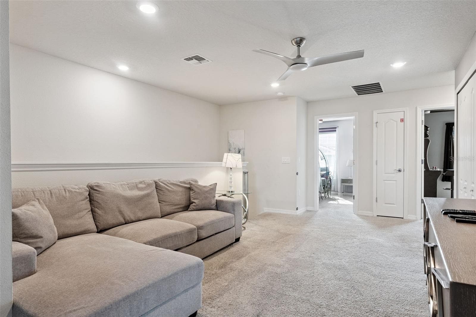 Townhouse at 7163 OAKMOSS LOOP, DAVENPORT, photo 19 of 60