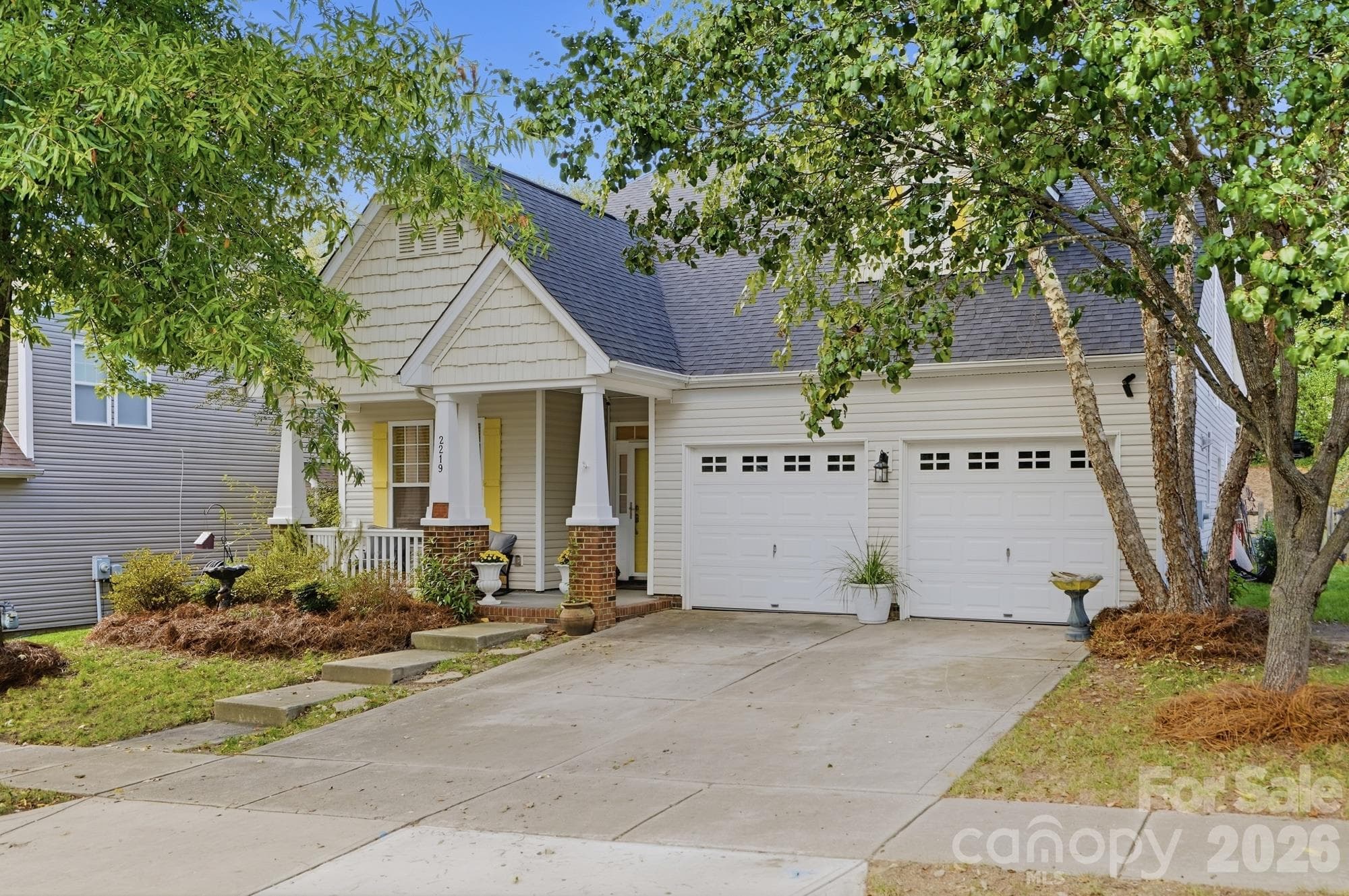 Single Family Residence at 2219 Winding River Drive, Charlotte, photo 2 of 45