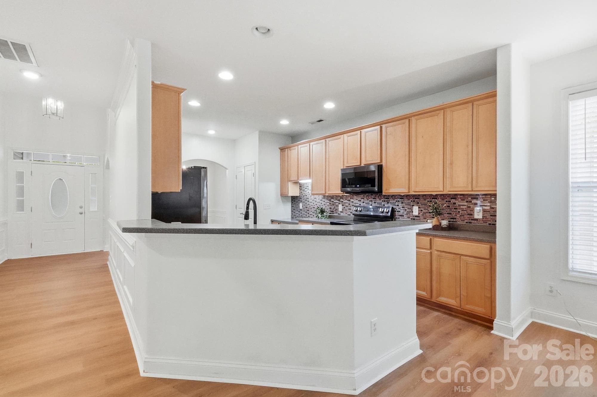 Single Family Residence at 2219 Winding River Drive, Charlotte, photo 8 of 45