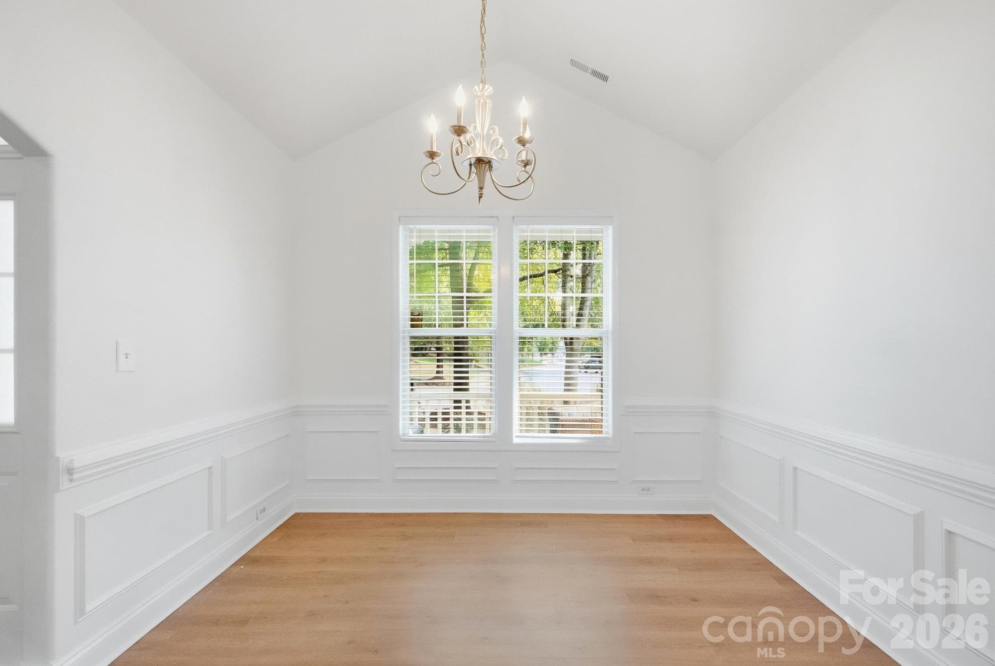Single Family Residence at 2219 Winding River Drive, Charlotte, photo 14 of 45
