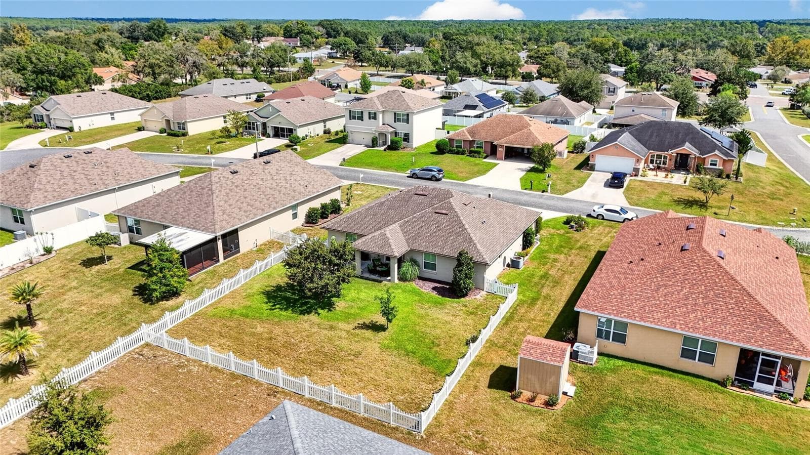 Aerial of Back Yard - 3464 N VONNEGUT PT, BEVERLY HILLS