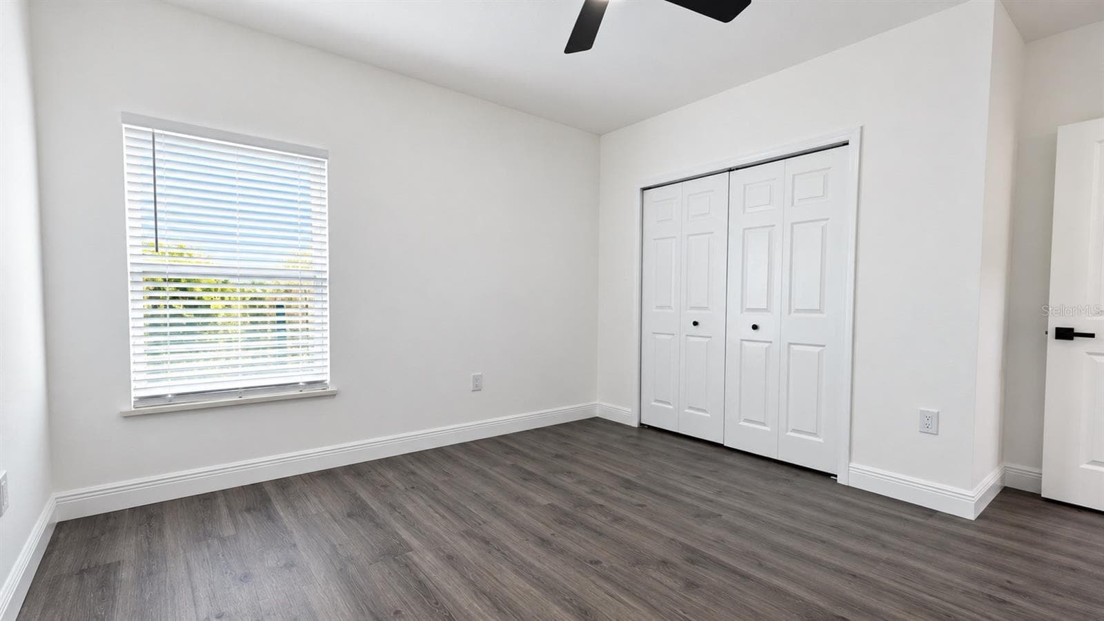 Single Family Residence at 1028 S TERRY AVE, LAKELAND, photo 8 of 22