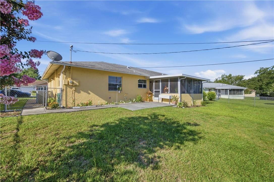 Single Family Residence at 671 W Buttonbush DR, BEVERLYHILLS FL 34465, Beverly Hills, photo 3 of 24