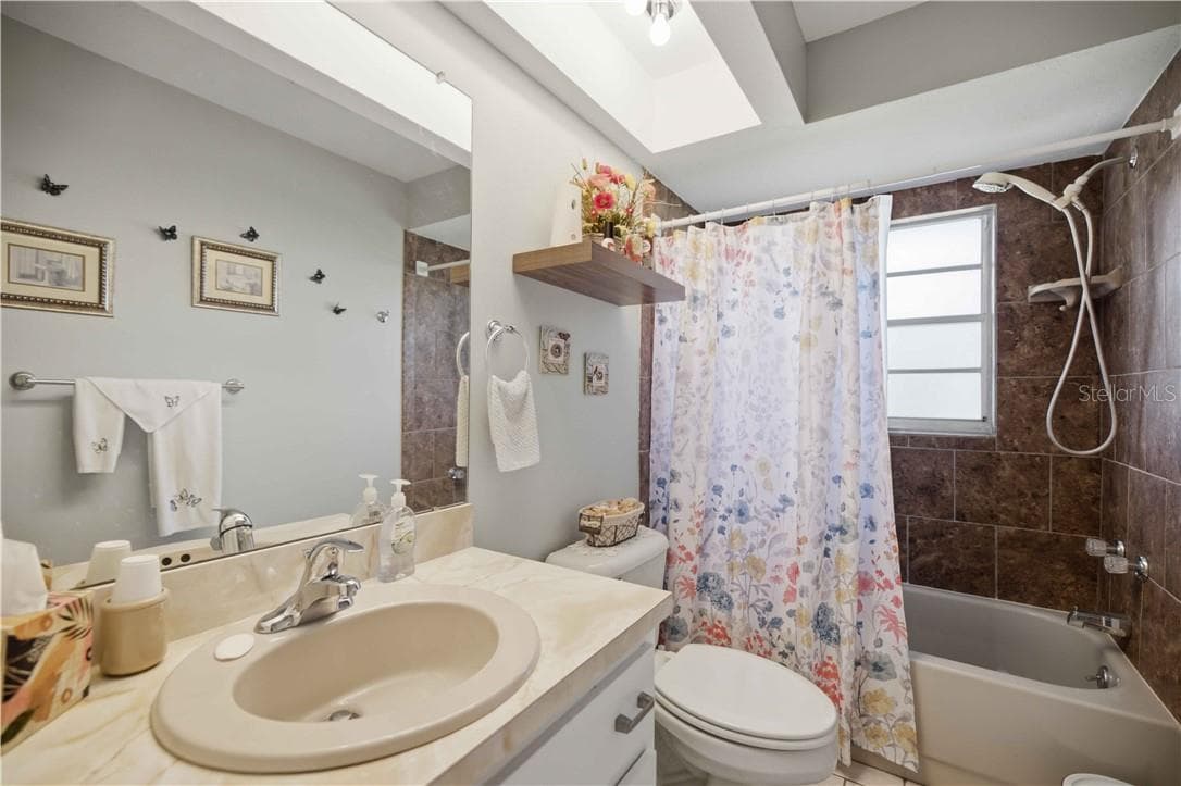 Single Family Residence at 671 W Buttonbush DR, BEVERLYHILLS FL 34465, Beverly Hills, photo 19 of 24