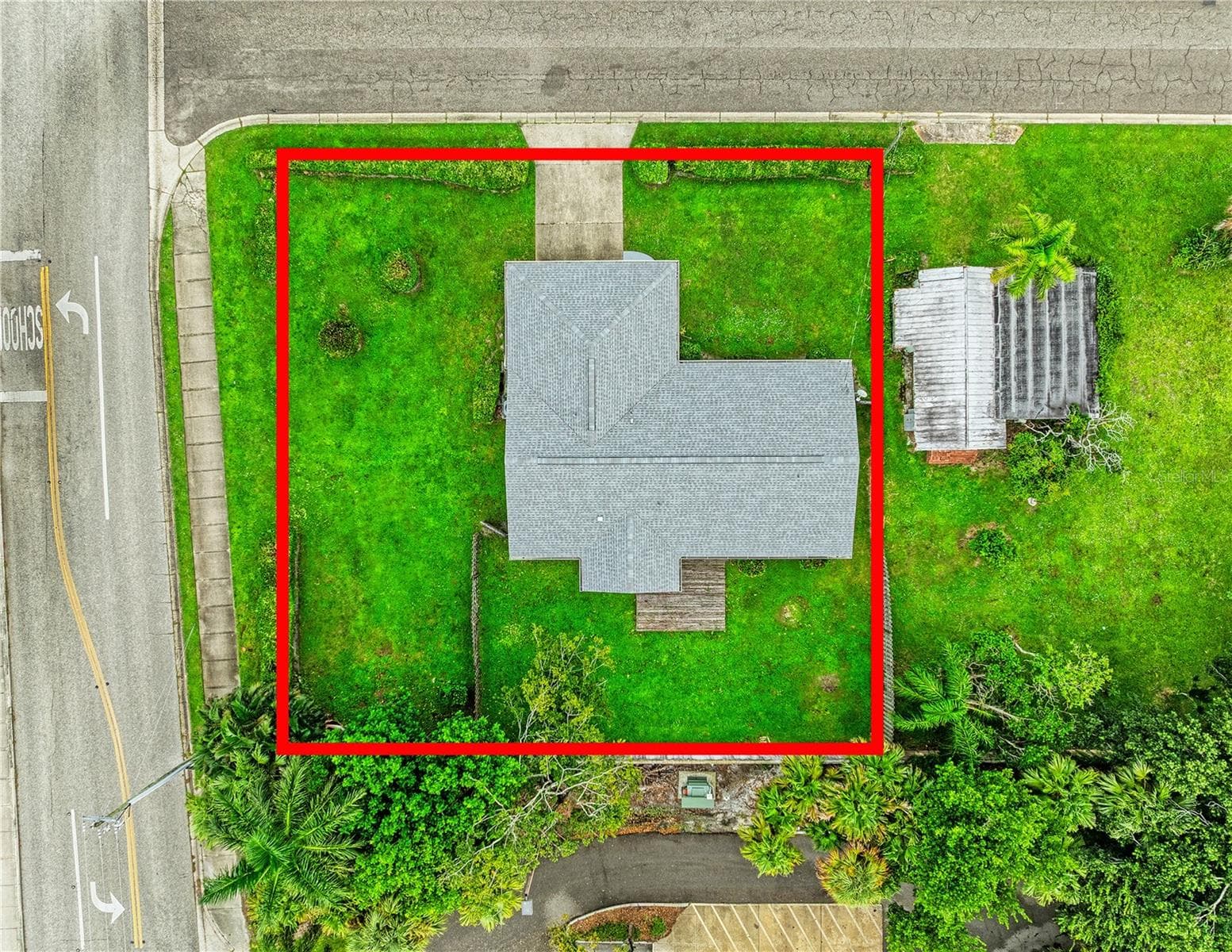 Single Family Residence at 4205 4TH AVE W, BRADENTON, photo 5 of 46