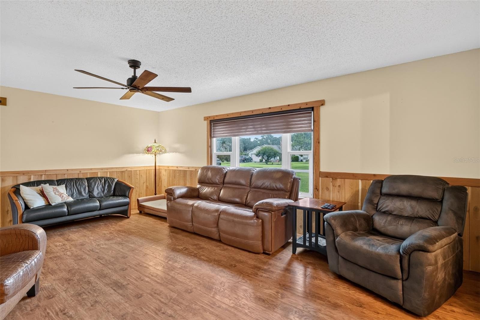 Single Family Residence at 11347 PINE RIDGE RD, LEESBURG, photo 5 of 54
