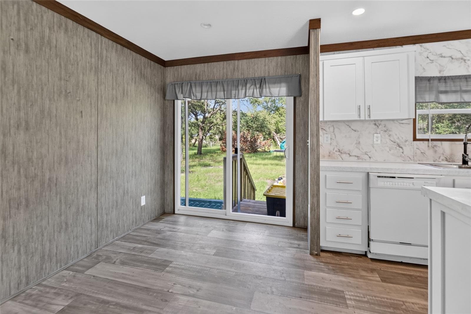 Manufactured Home at 17538 EVELYN CT, SPRING HILL, photo 14 of 41