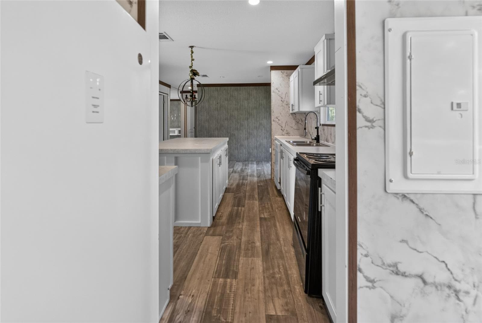 Manufactured Home at 17538 EVELYN CT, SPRING HILL, photo 16 of 41