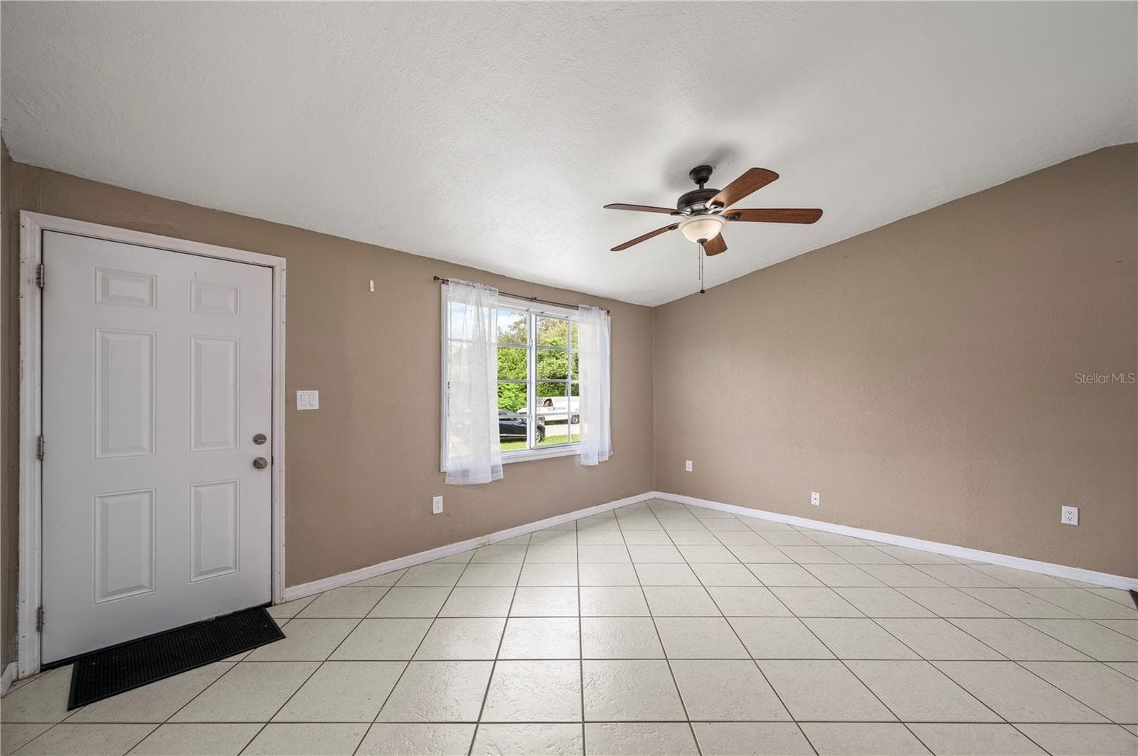 Single Family Residence at 1218 SULTANA ST, PORT CHARLOTTE, photo 3 of 19