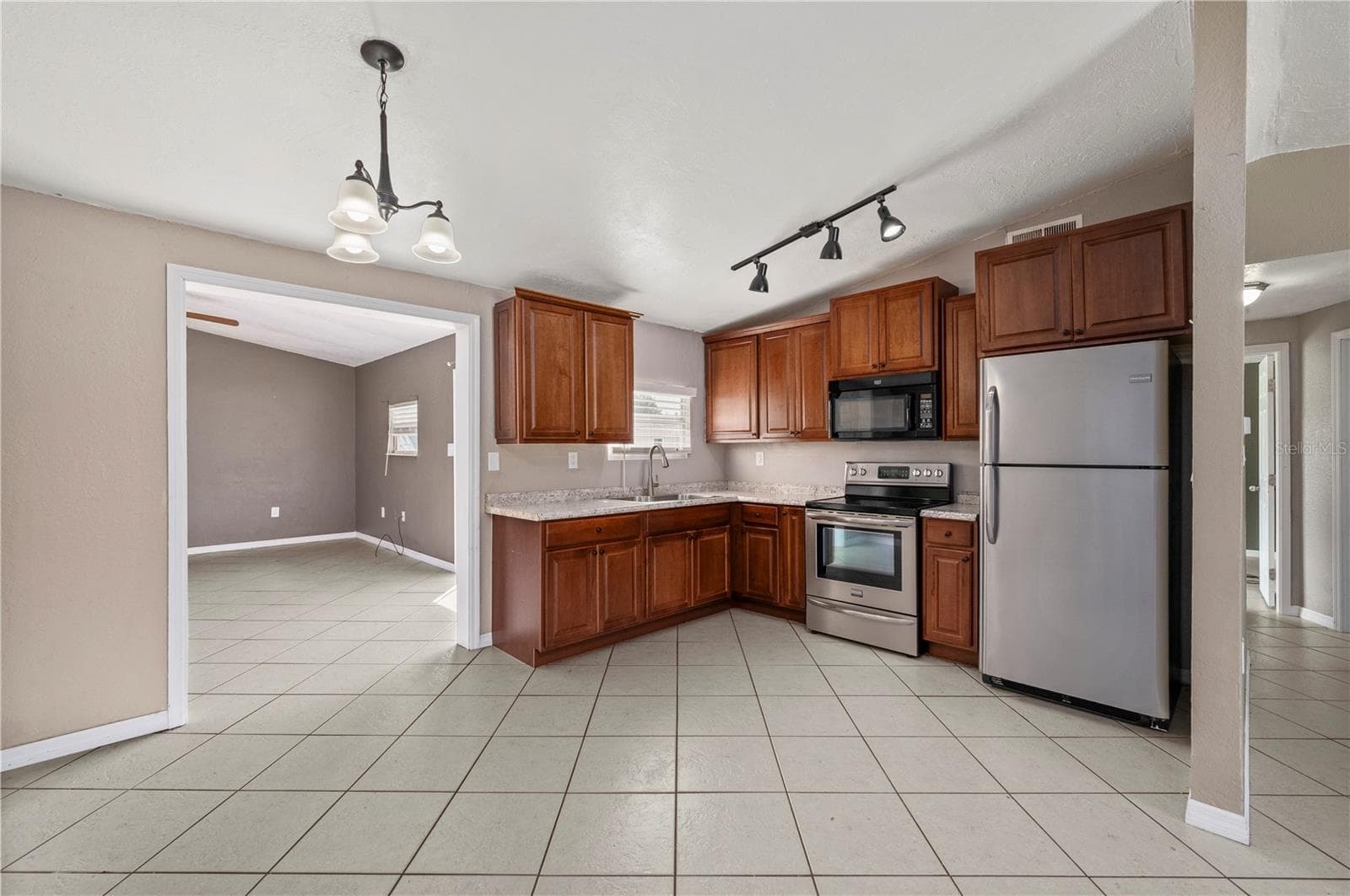 Single Family Residence at 1218 SULTANA ST, PORT CHARLOTTE, photo 6 of 19