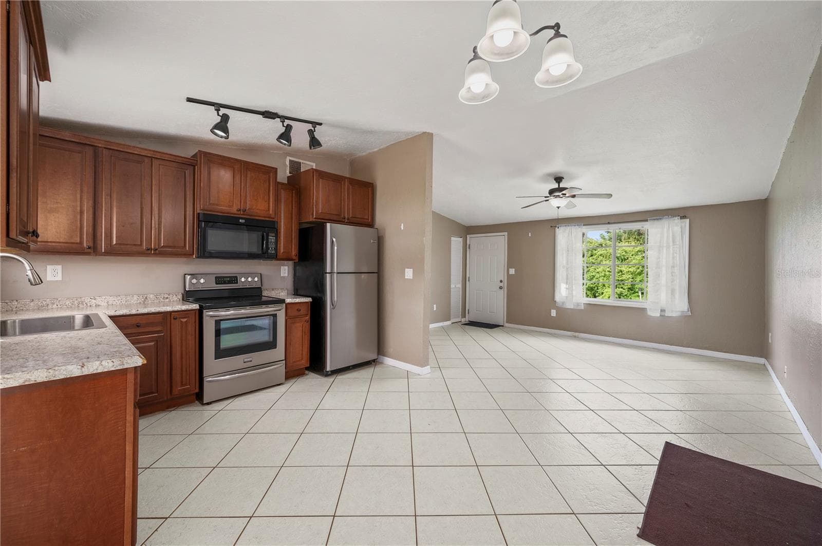 Single Family Residence at 1218 SULTANA ST, PORT CHARLOTTE, photo 7 of 19