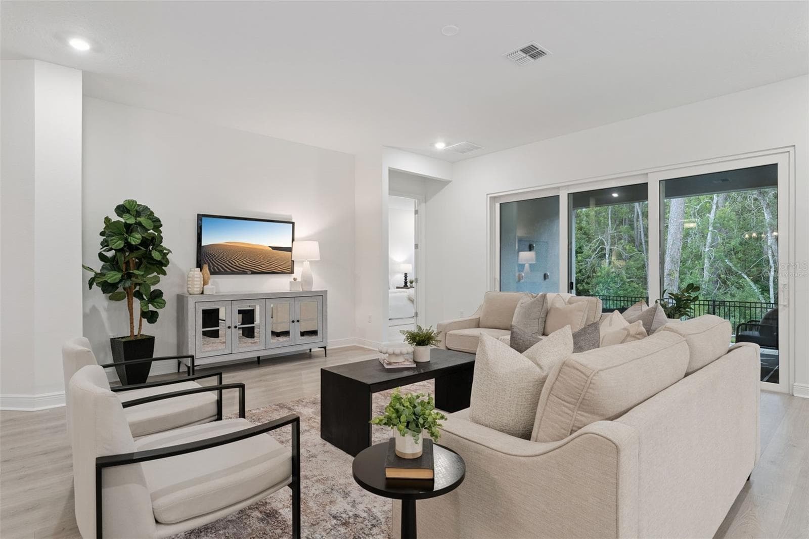 Single Family Residence at 14371 CREST PALM AVE, WINDERMERE, photo 5 of 67