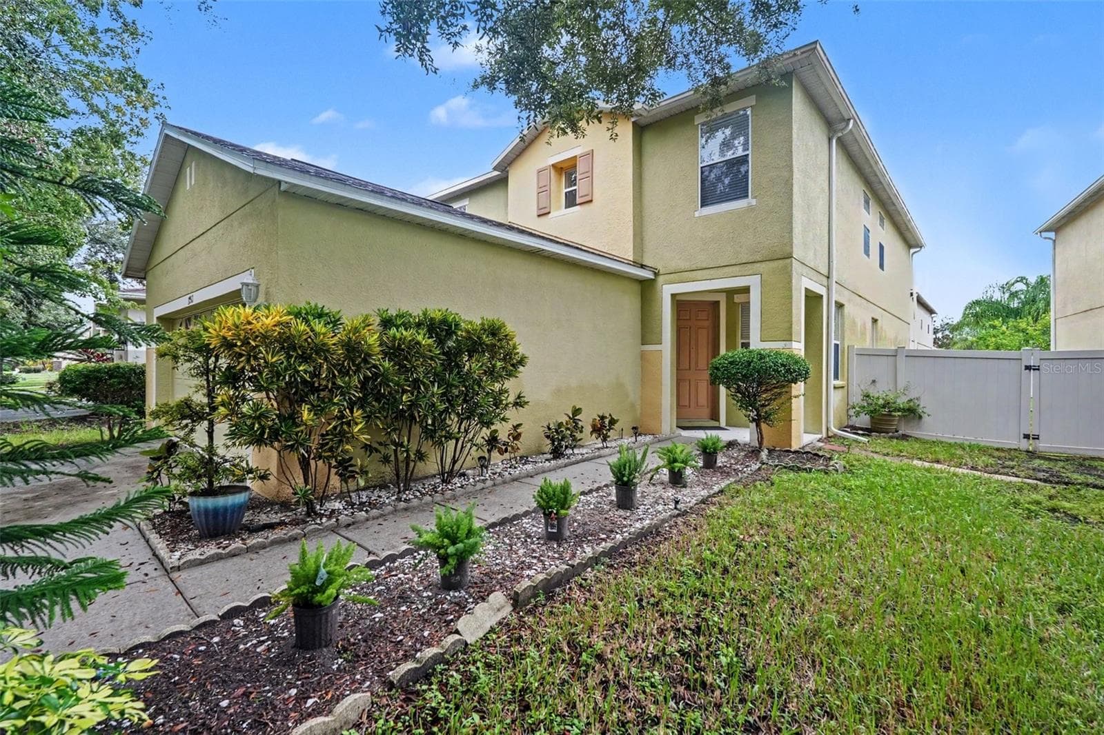 Single Family Residence at 17511 GLENAPP DR, LAND O LAKES, photo 4 of 27