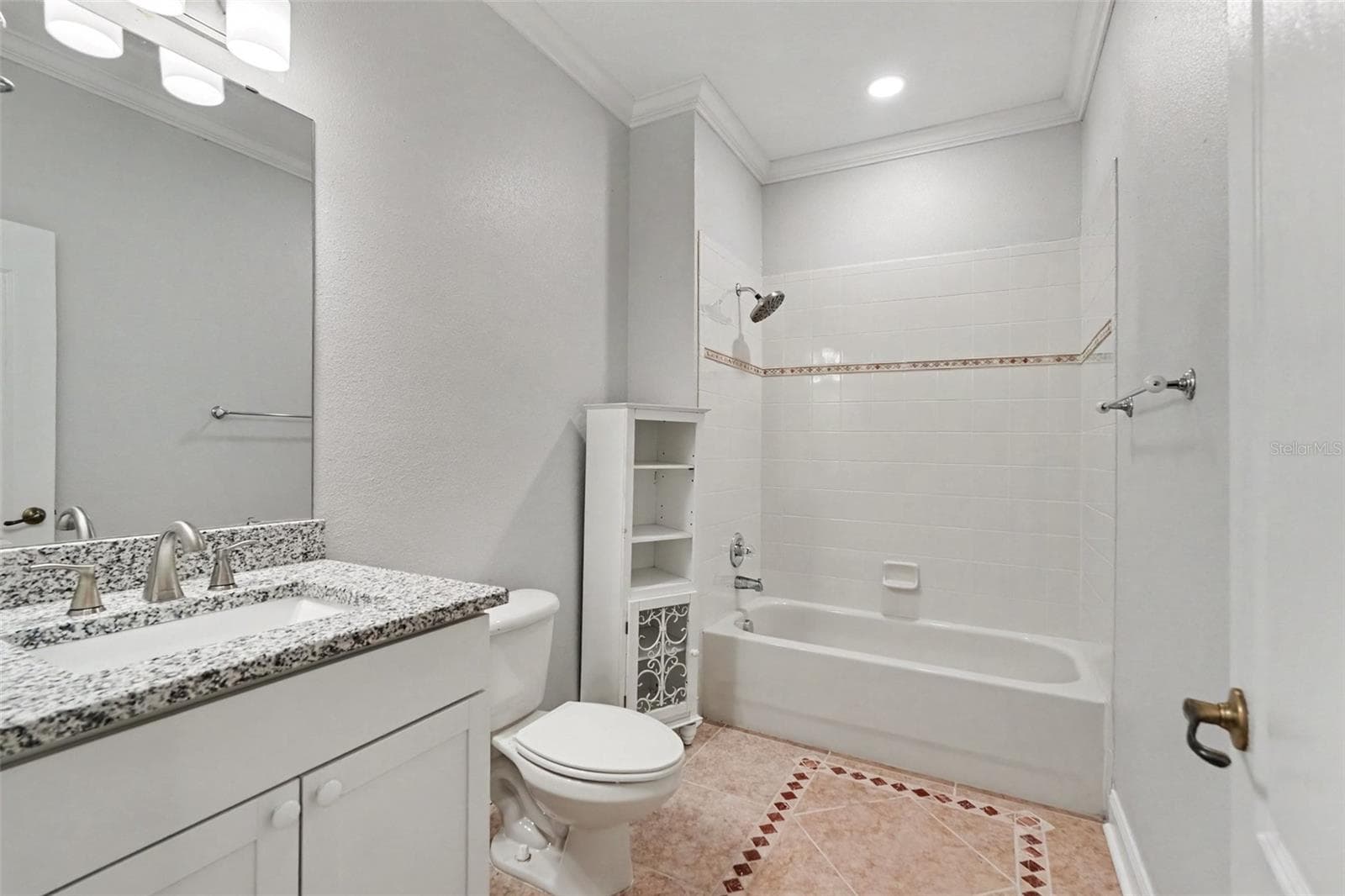 Single Family Residence at 17511 GLENAPP DR, LAND O LAKES, photo 15 of 27
