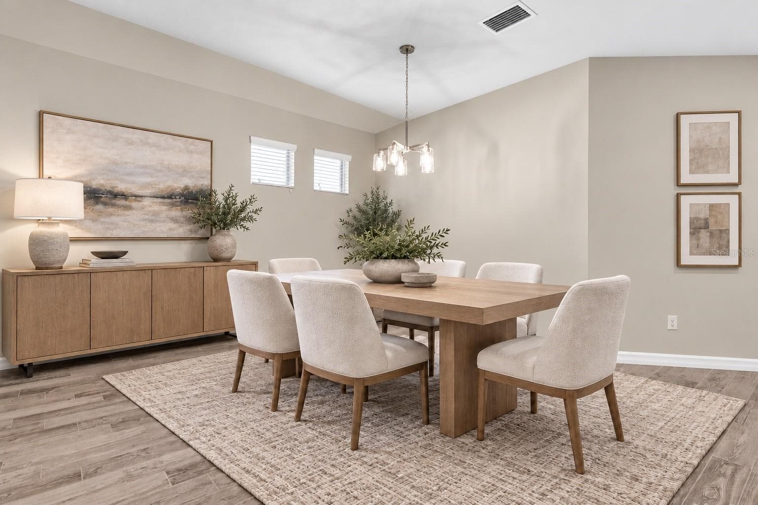 Open living space - 2122 LONG SPUR, ODESSA