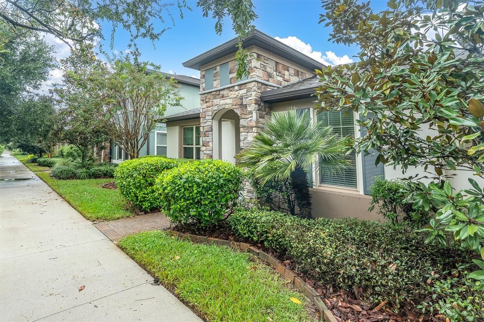 Front yard with landscaping and walkway - 2122 LONG SPUR, ODESSA