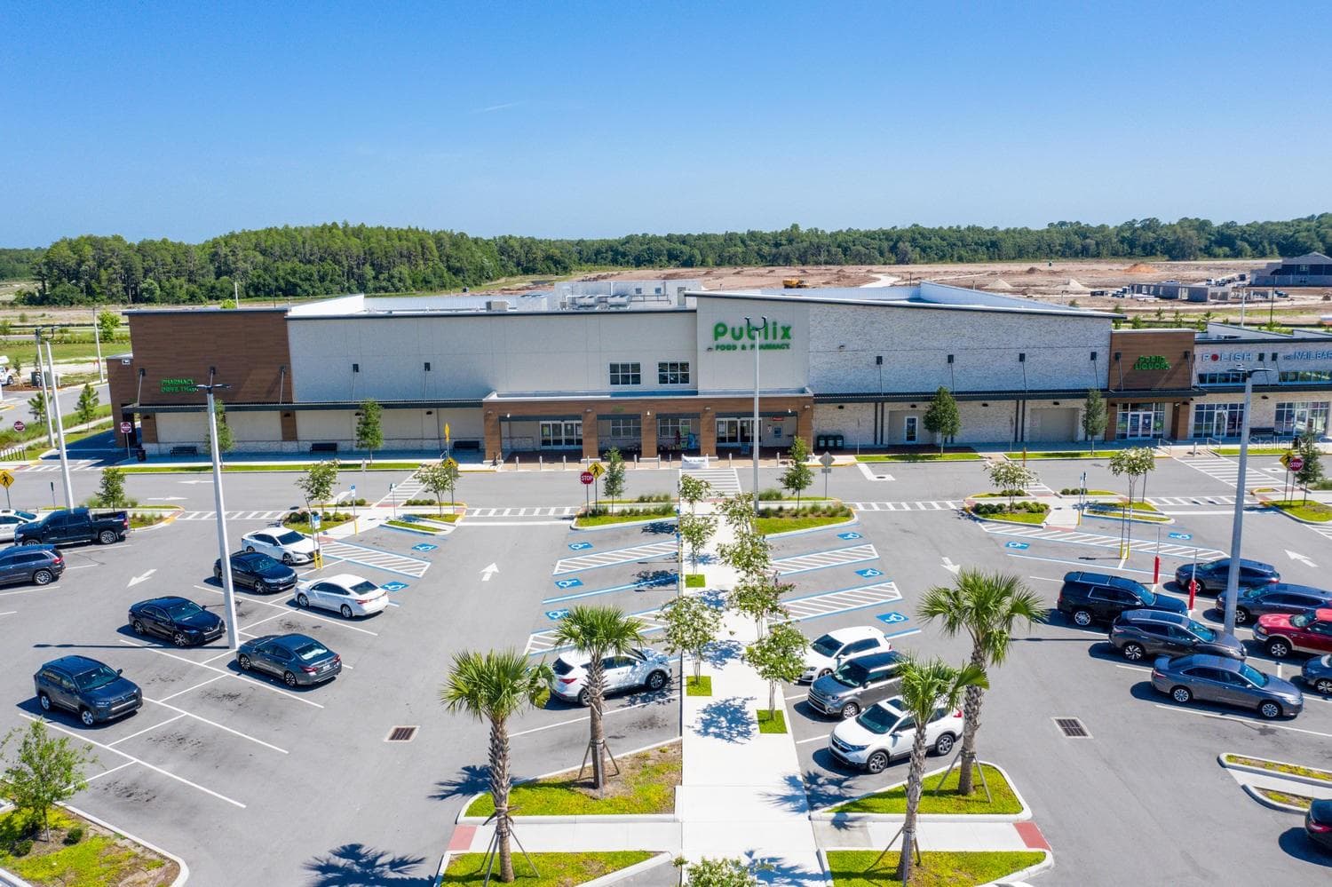 Starkey Ranch Publix shopping center - 2122 LONG SPUR, ODESSA
