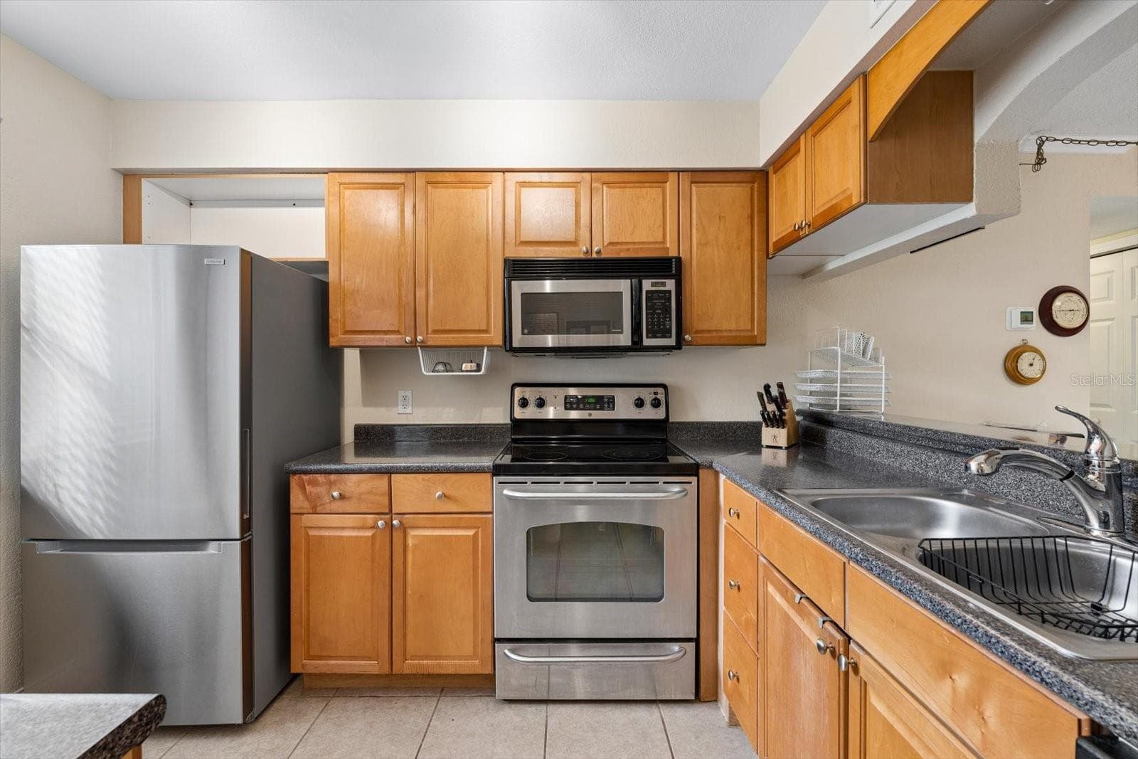 Condominium at 10199 SAILWINDS BLVD S #103, LARGO, photo 5 of 33