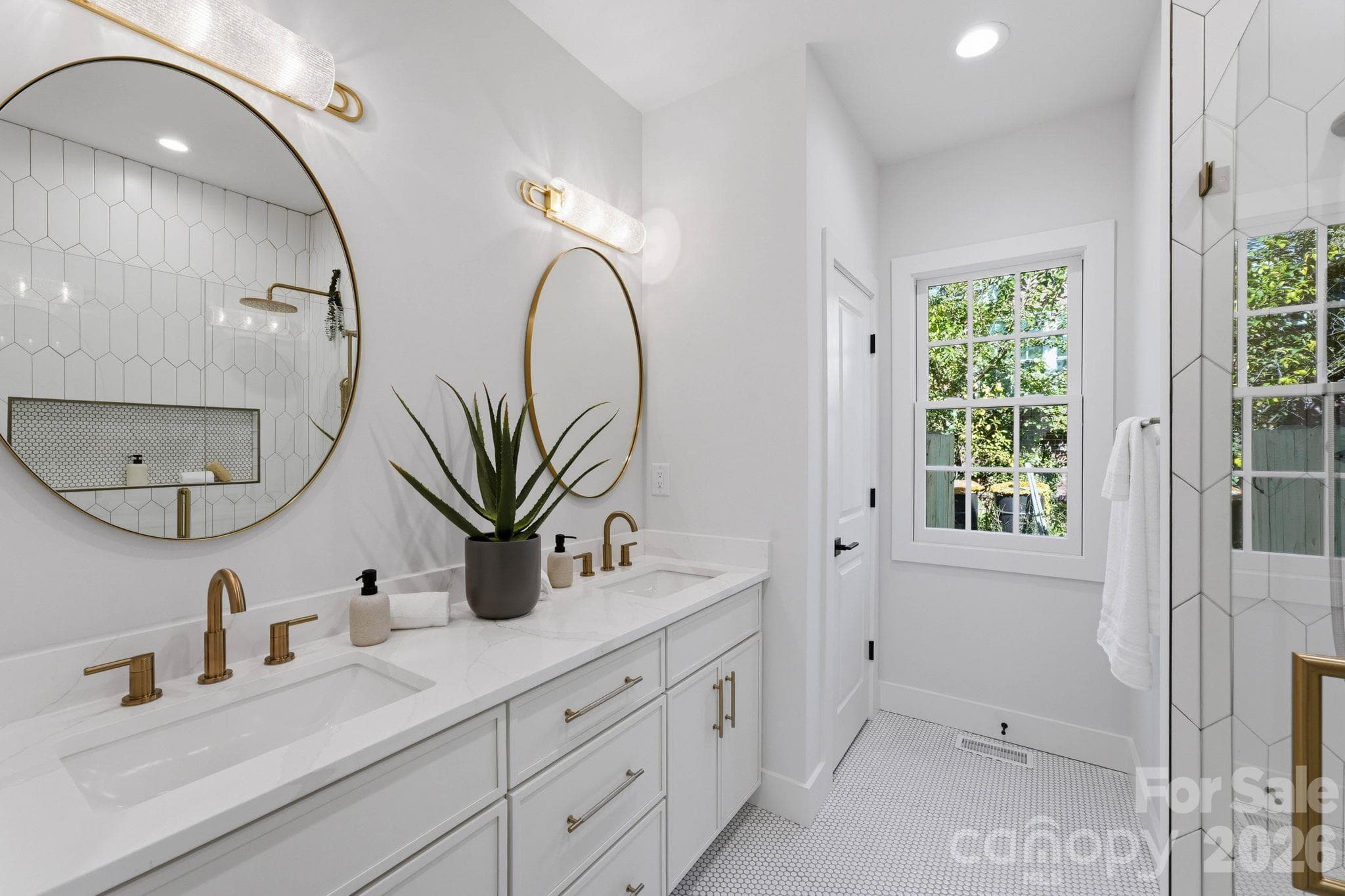 Guest bathroom (main level) - 1740 Merriman Avenue, Charlotte