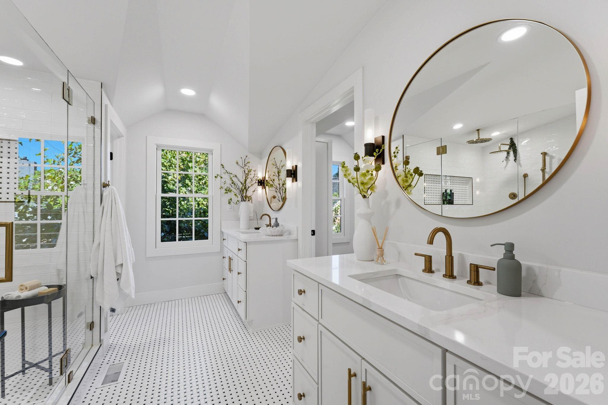 Primary bathroom - 1740 Merriman Avenue, Charlotte