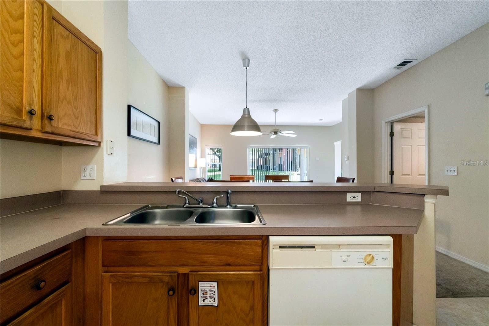 Townhouse at 8516 CRYSTAL COVE LOOP, KISSIMMEE, photo 12 of 33