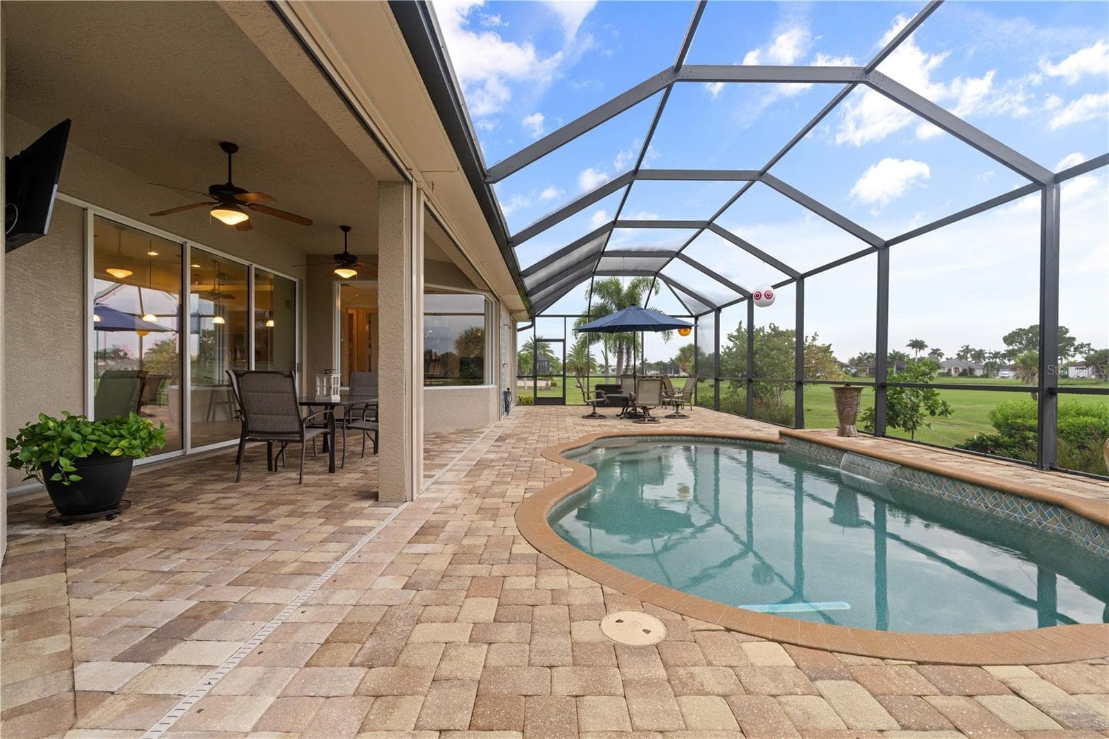 Single Family Residence at 2107 PADRE ISLAND DR, PUNTA GORDA, photo 8 of 43