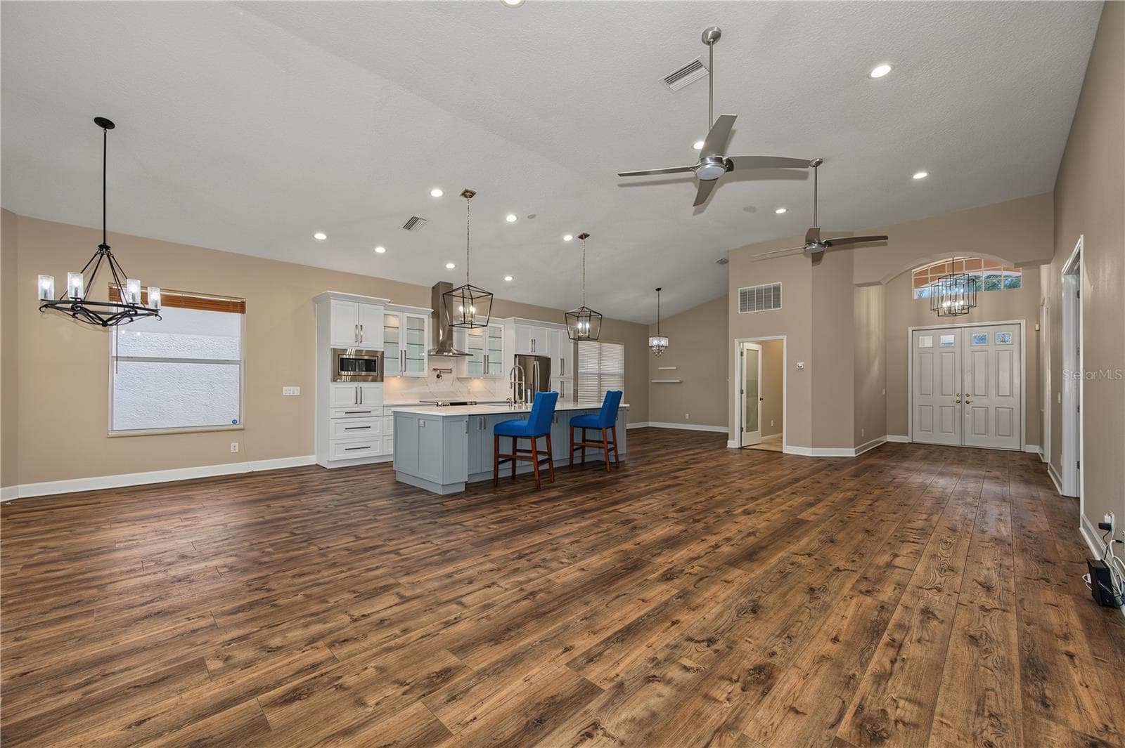 Living Room - 4008 SILK OAK LN, PALM HARBOR