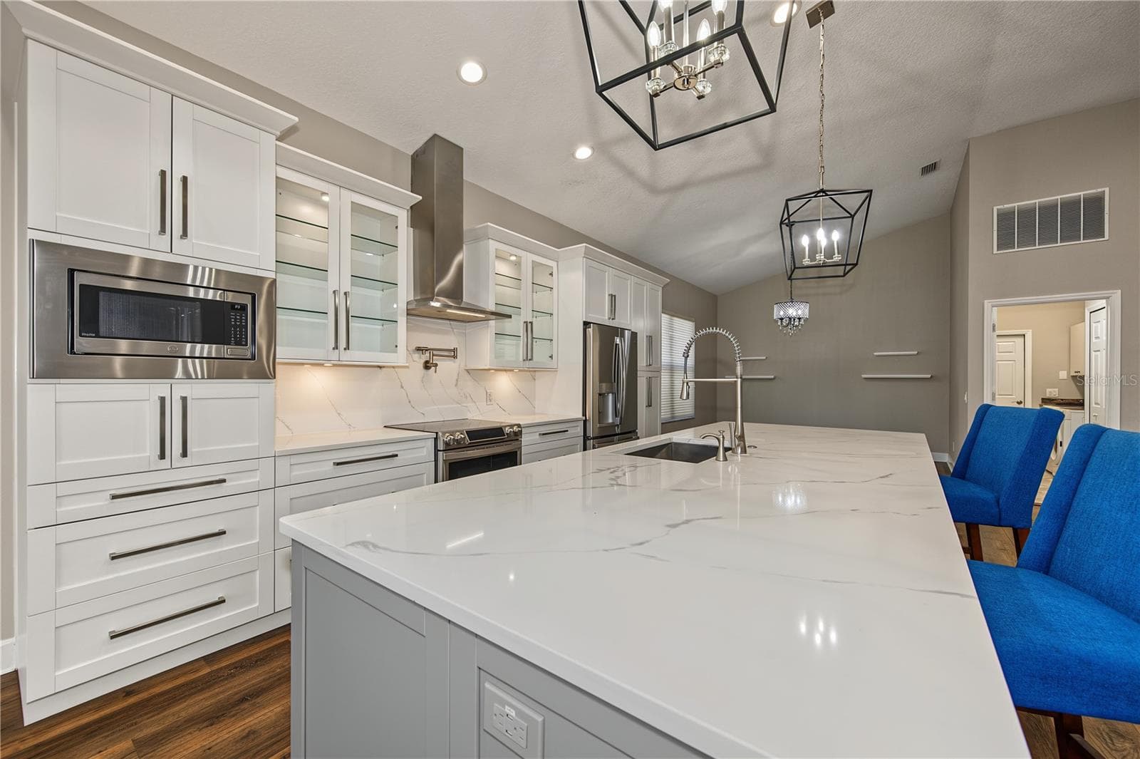 Kitchen - 4008 SILK OAK LN, PALM HARBOR
