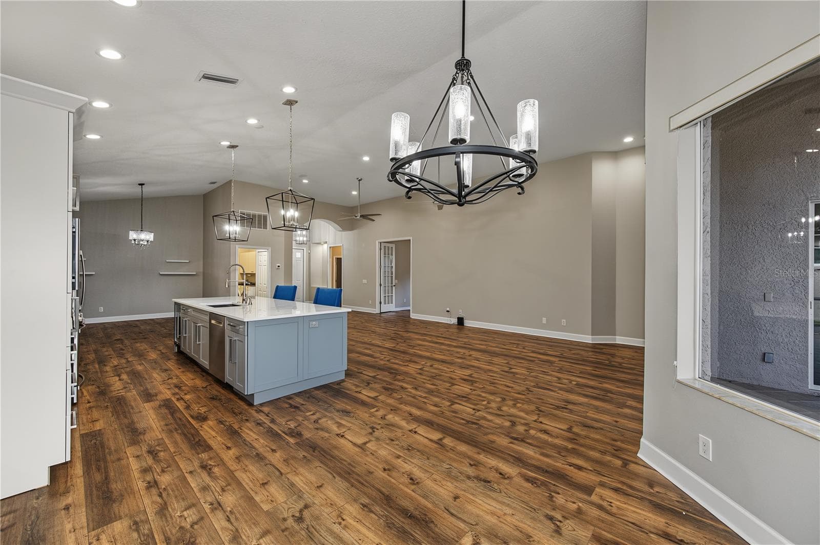 Kitchen Eat-in Area - 4008 SILK OAK LN, PALM HARBOR